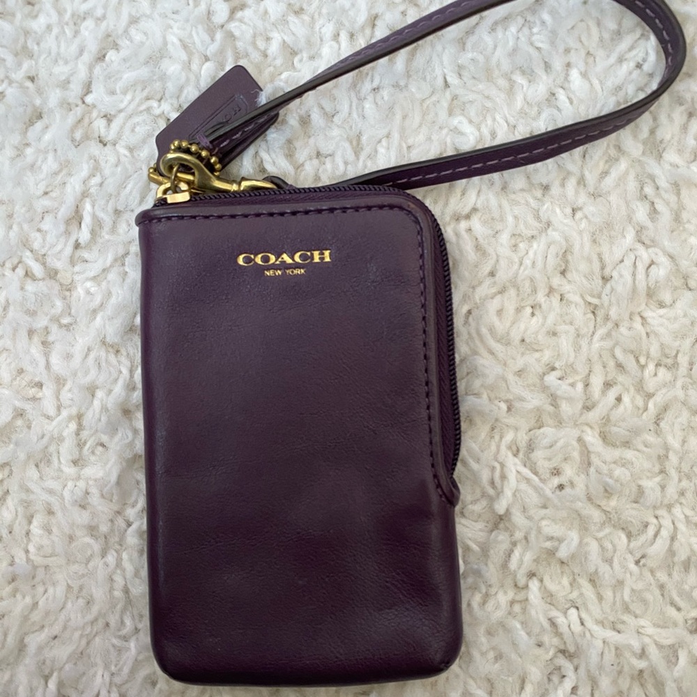 Coach wristlet (small)